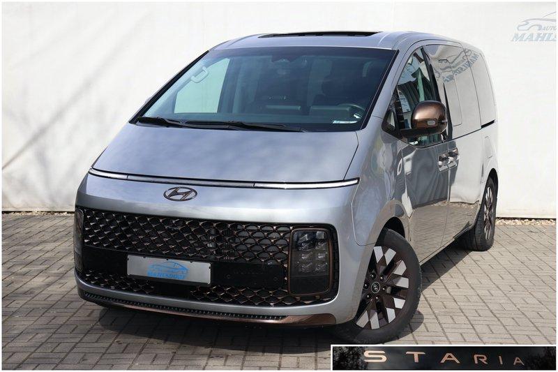 Hyundai STARIA 2.2 CRDi Allrad Signature