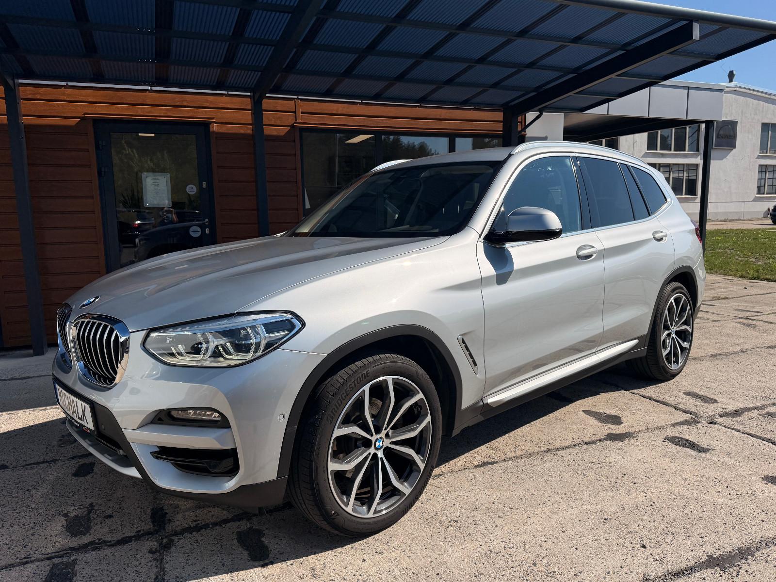 BMW X3 xDrive 20 d xLine*HUD*ACC*AHK