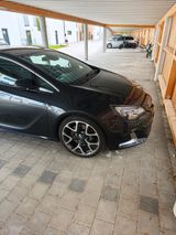 Opel Astra J GTC OPC 280 Ps  - Opel Astra: Sportfahrwerk