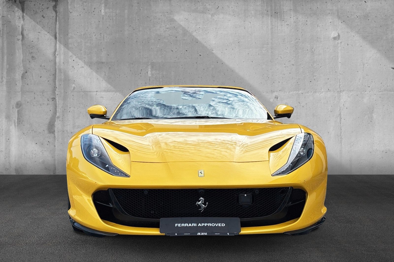 Fahrzeugabbildung Ferrari 812 GTS*Atelier*all Carbon*painted*ADAS