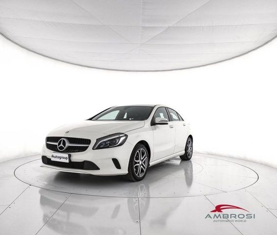 Mercedes-Benz MERCEDES-BENZ CLA sse A 180 d Sport