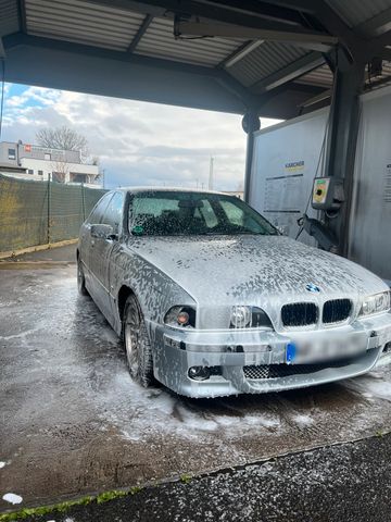 BMW Verkaufe 5er e39 520i