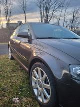 Audi A3 3,2l V6 Quattro Sline - aus 2005: Allradantrieb