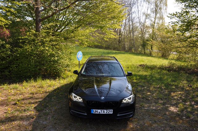 BMW 520d xDrive Touring A -