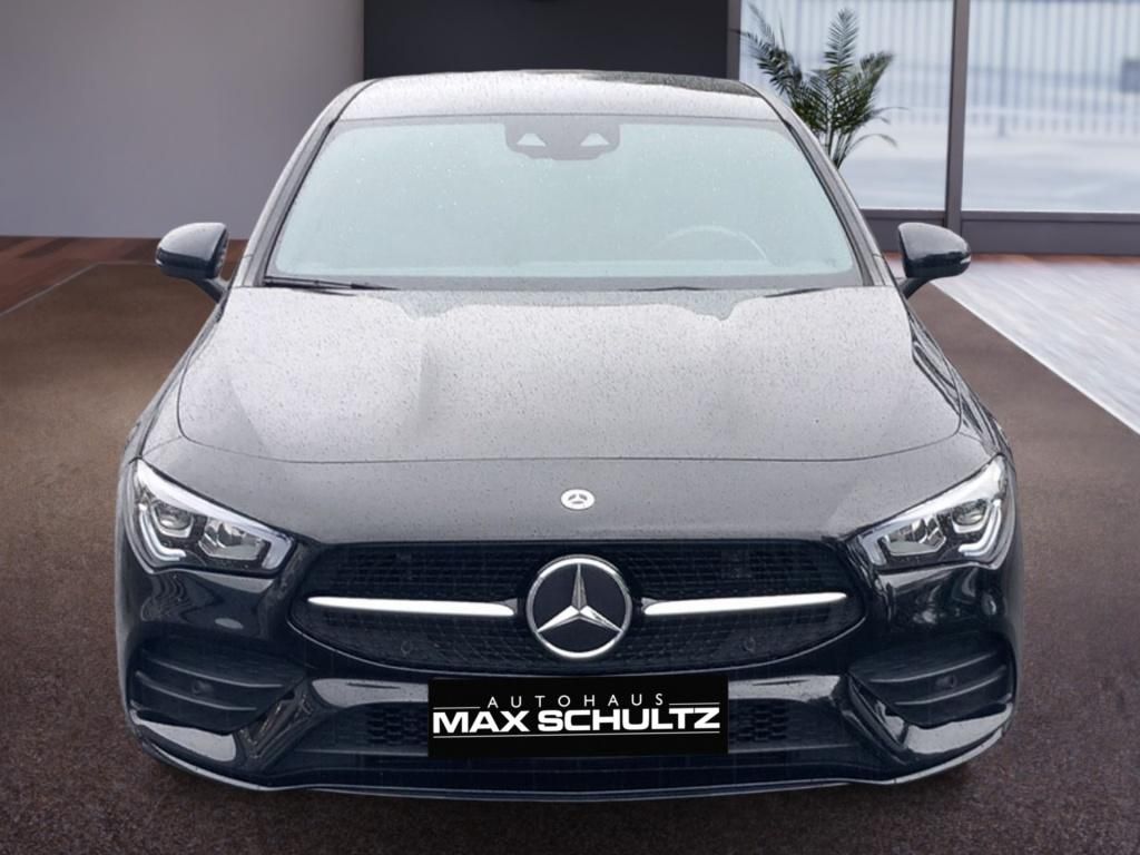 Fahrzeugabbildung Mercedes-Benz CLA 200 Shooting Brake *Navi*PDC*SpurH*LED*Kam.