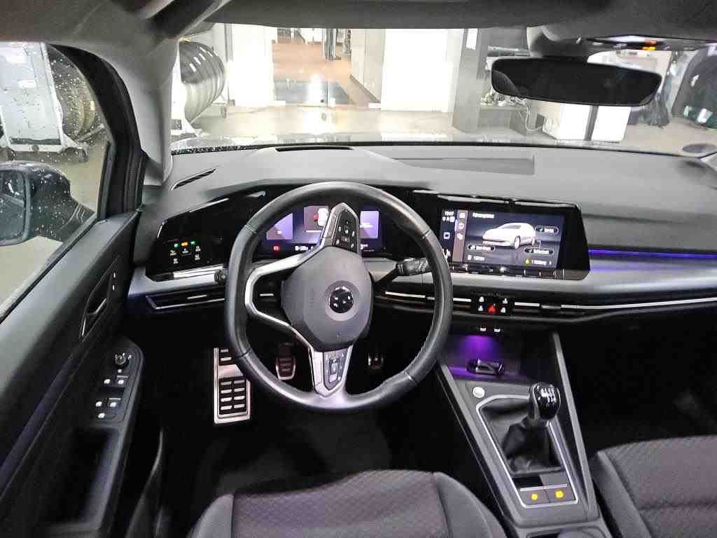 Volkswagen Golf - Bild 7