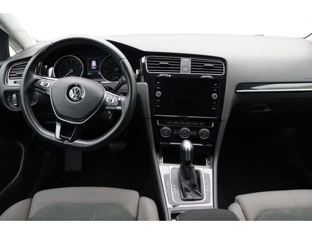 Fahrzeugabbildung Volkswagen Golf VII 1.5 DSG Highline