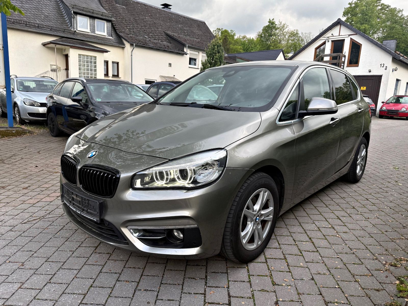 BMW 218