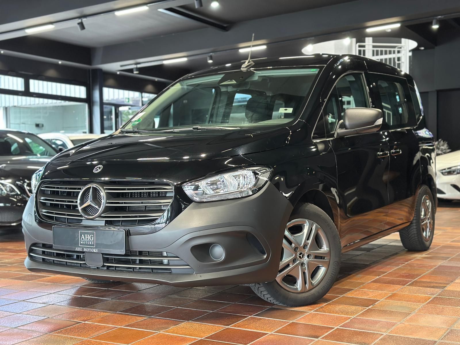 MERCEDES-BENZ CITAN TOURER 110 CDI 5-SITZE 2x SCHIEBETÜR TEMPO