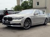 BMW 740 d xDrive Individual NAVI/LEDER/TV/GLASDACH/ - BMW 7er Reihe in Essen