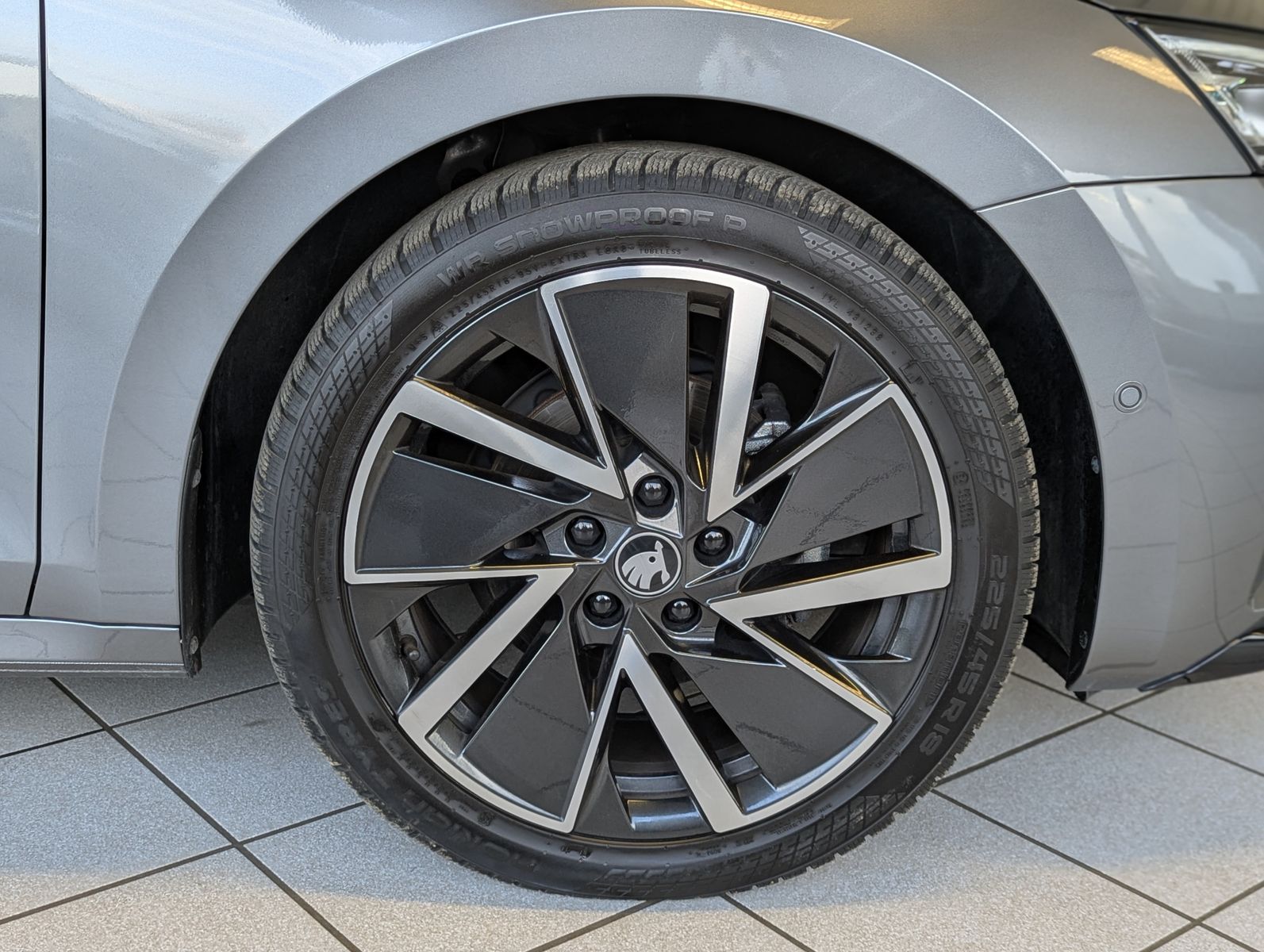 Fahrzeugabbildung SKODA Octavia 2.0 TDI Sportline Matix Canton AHK 5J-Ga