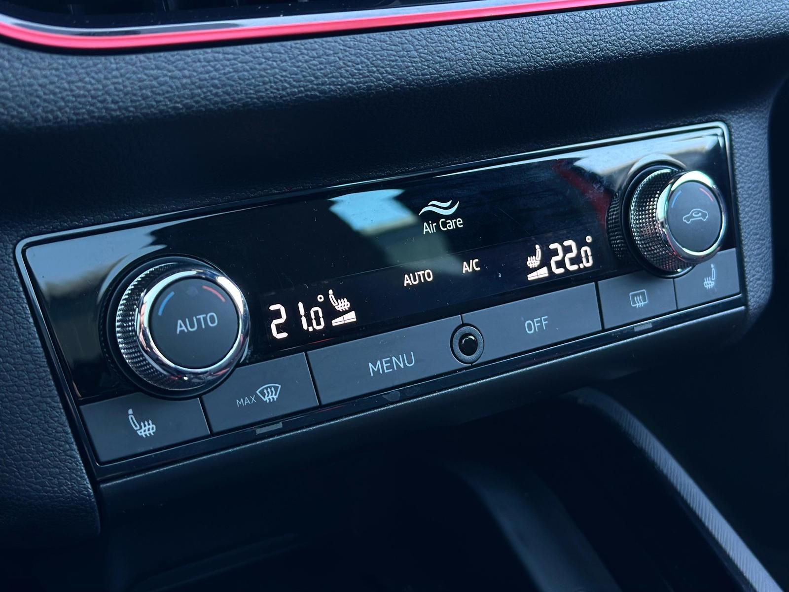 SKODA Kamiq 1.0TSI MONTE CARLO LED#ACC#SPUR#PANO#CAM - Image 14