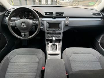 Volkswagen Passat Variant - 11