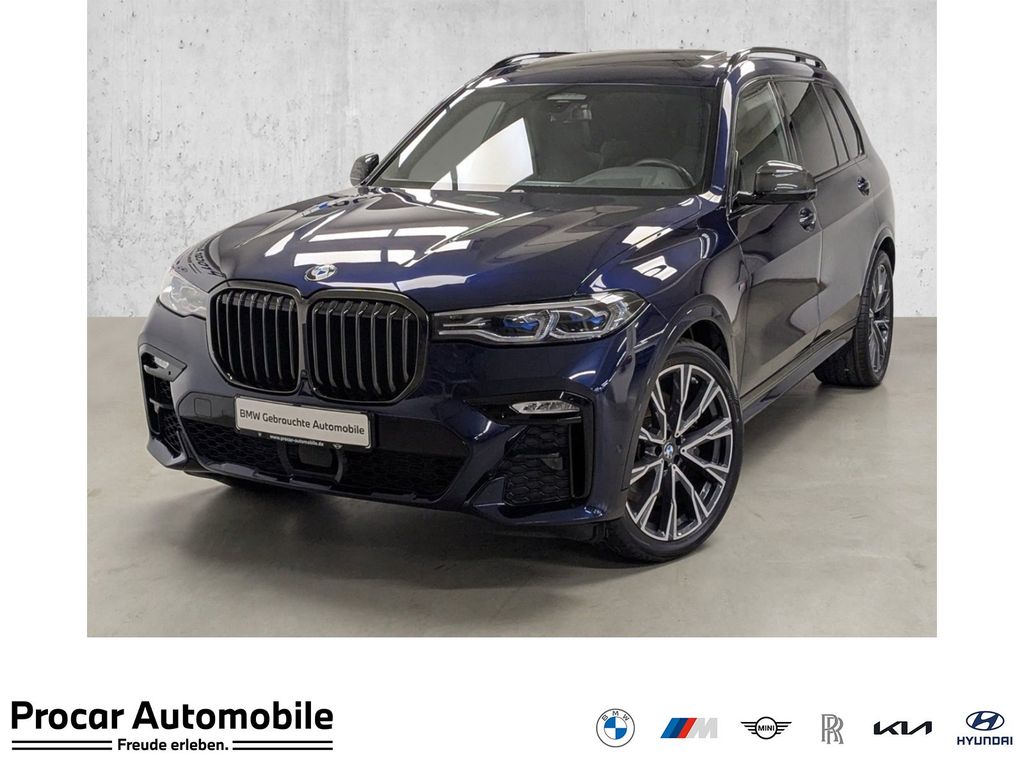 Image of BMW X7 M50