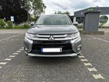 Mitsubishi Outlander 2.2 DI-D Diamant Edition+ 4WD Auto... - Mitsubishi Outlander in Aachen