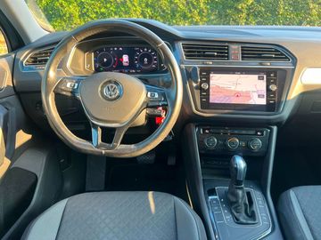Volkswagen Tiguan - 9