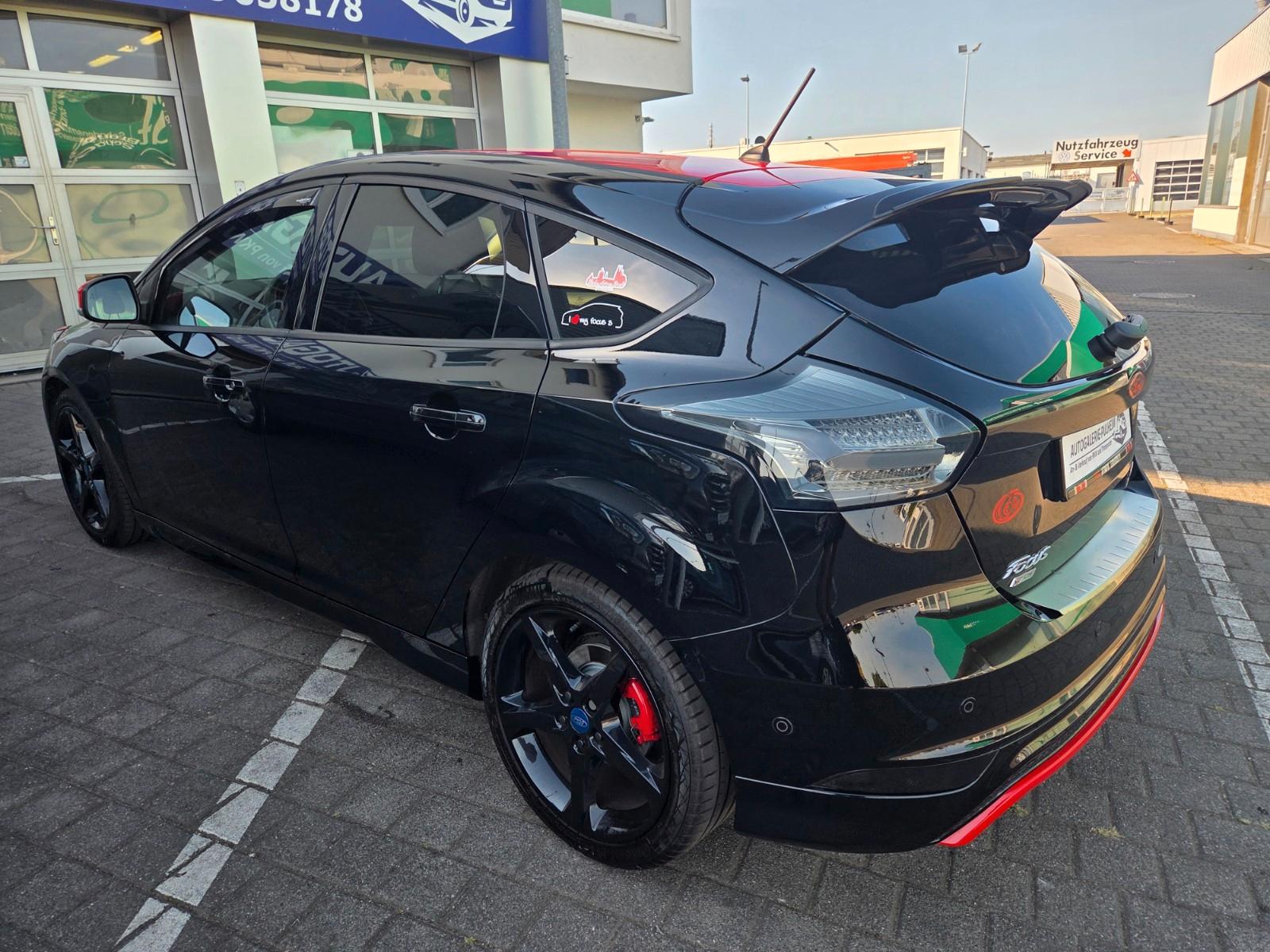 Ford Focus Lim. Sport/1.HAND/KAMERA/ST-LINE/FG-156