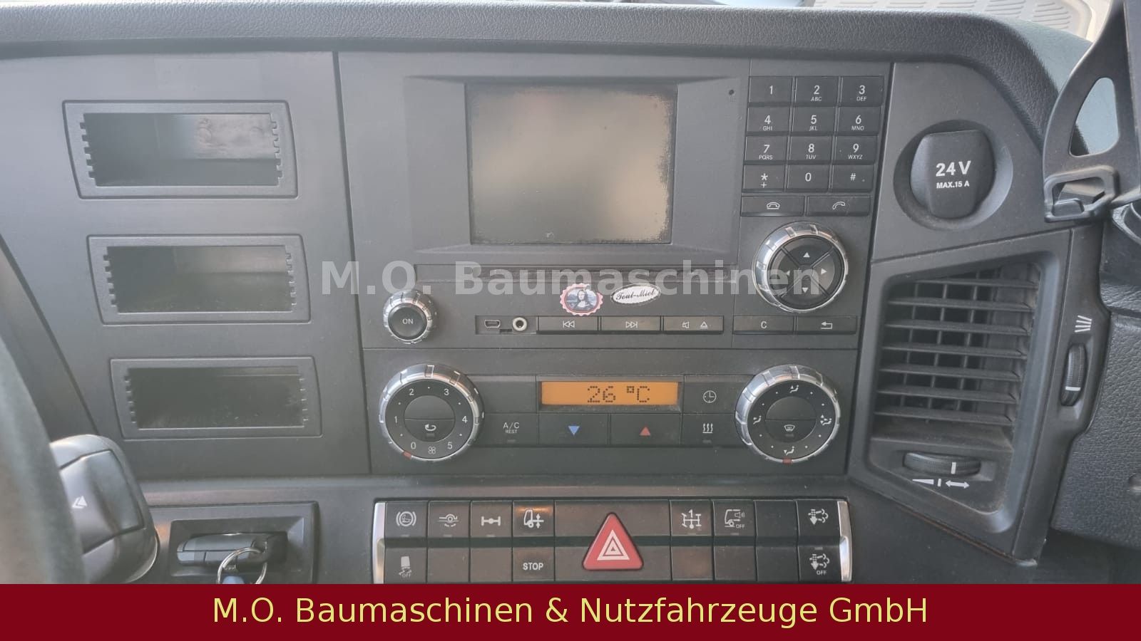 Fahrzeugabbildung Mercedes-Benz Actros 1843 / AC / 4x2/AD Blue / Kipphydraulik