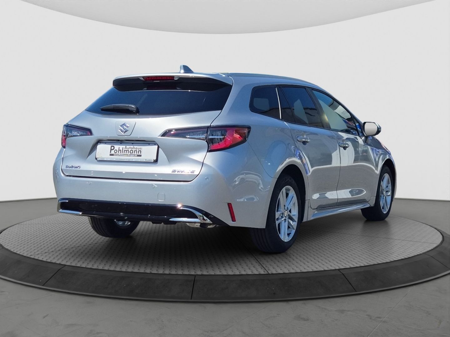 Suzuki Swace - Bild 5