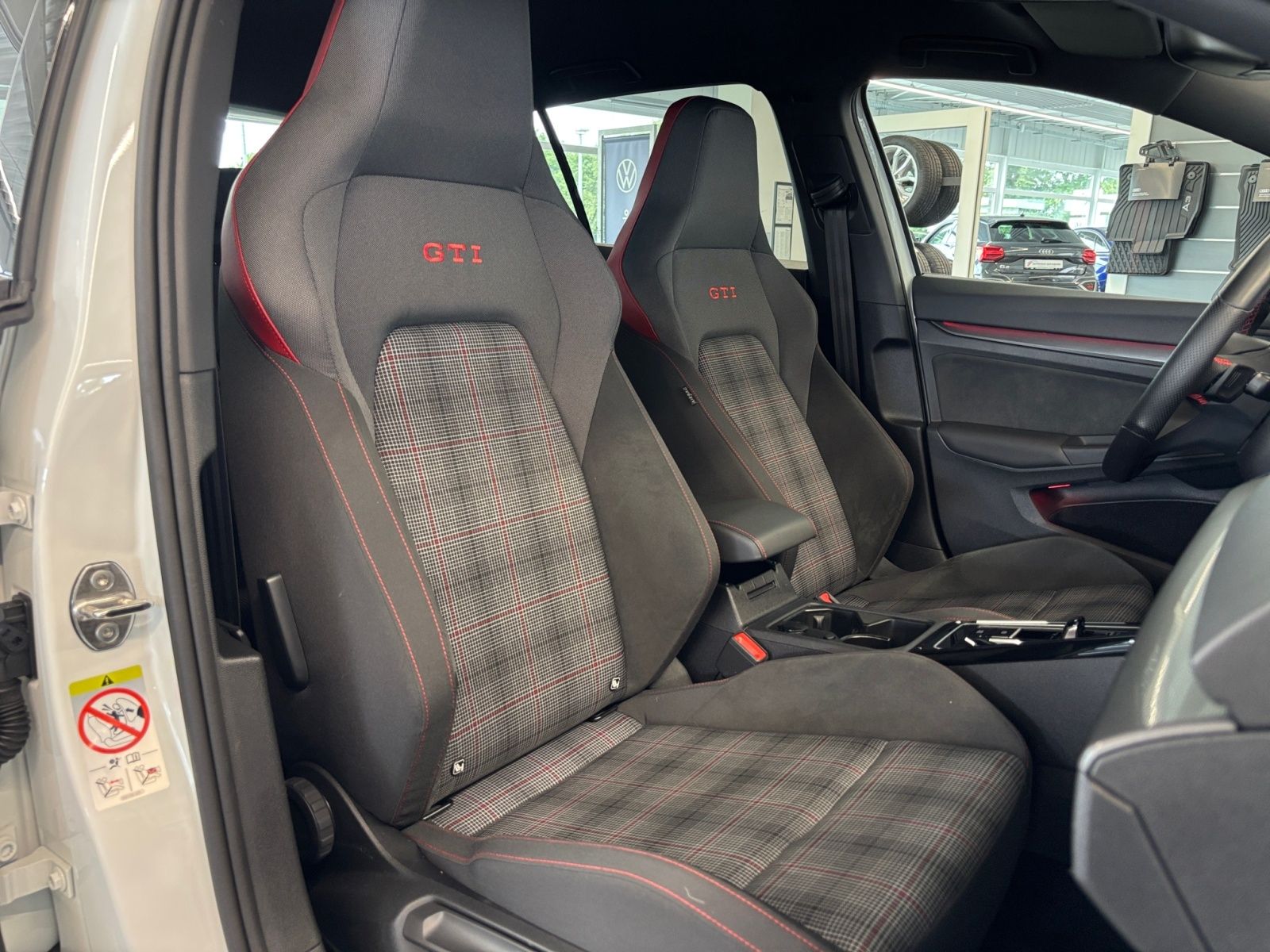 Volkswagen Golf - Bild 9