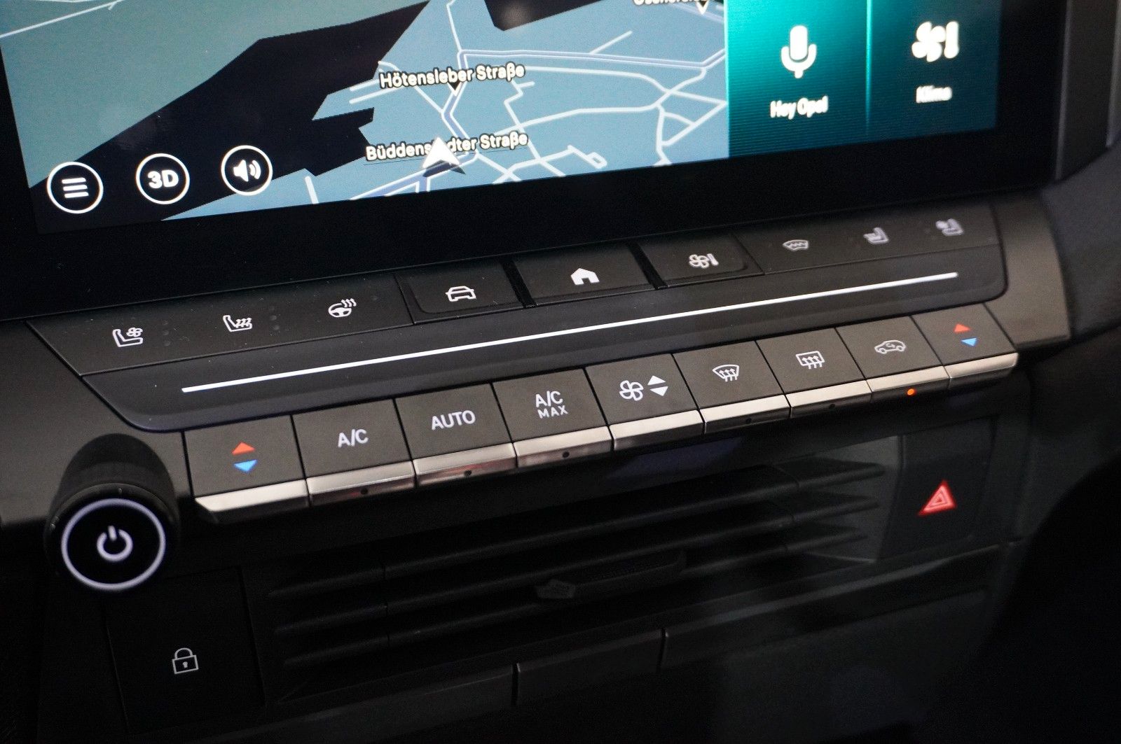 Fahrzeugabbildung Opel Astra ST 1.2T ULTIMATE NAVI/LED/PANO./SPORT/DAB+