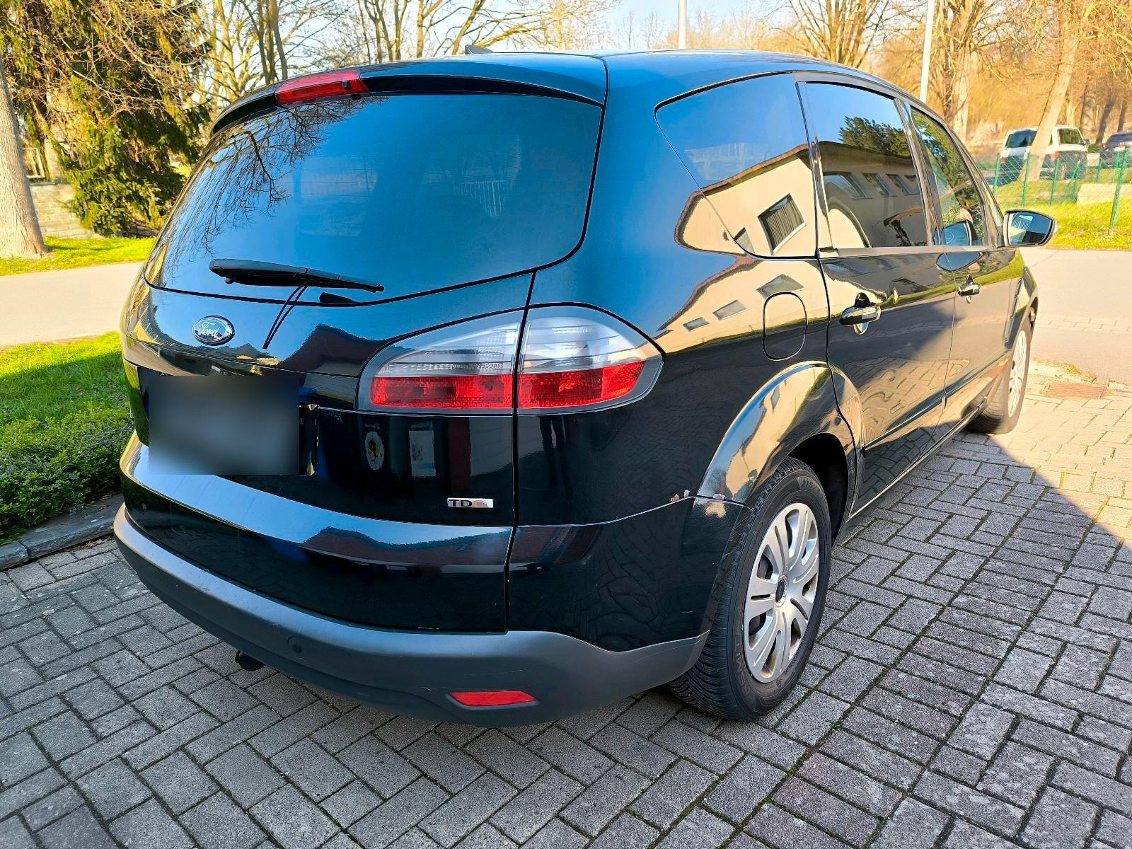 Ford S-Max