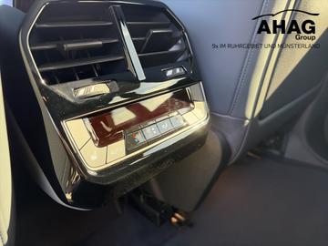 صورة مصغرة 26 لـ 2021 BMW IX