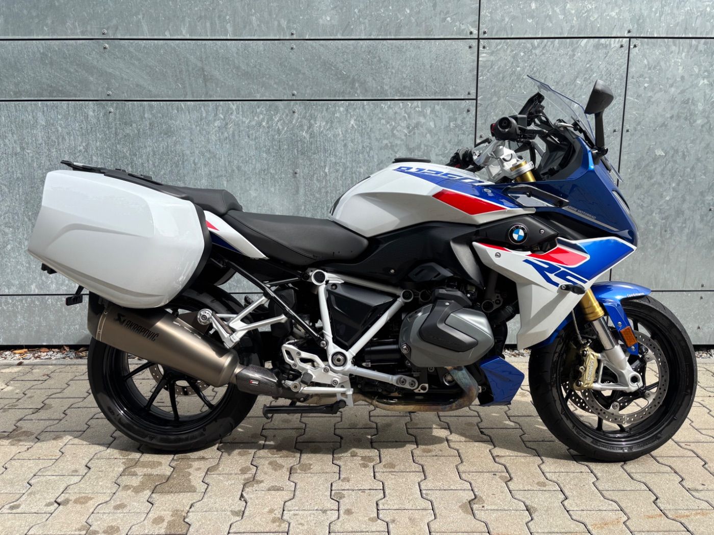 Fahrzeugabbildung BMW R 1250 RS Sport 3 Pakete Akrapovic Seitenkoffer