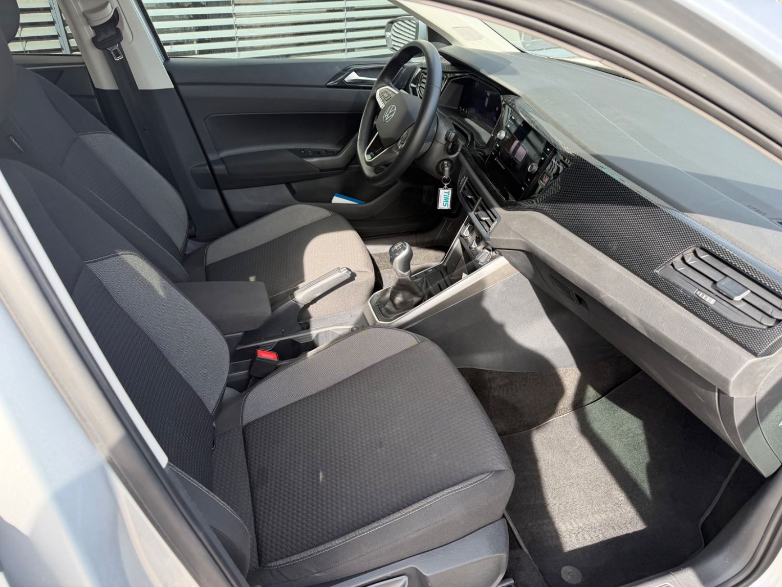 Fahrzeugabbildung Volkswagen Polo VI 1.0 TSI Life LED KLIMA Garantie PD