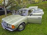 Mercedes-Benz 240 - Mercedes-Benz E 240 mit Diesel-Antrieb