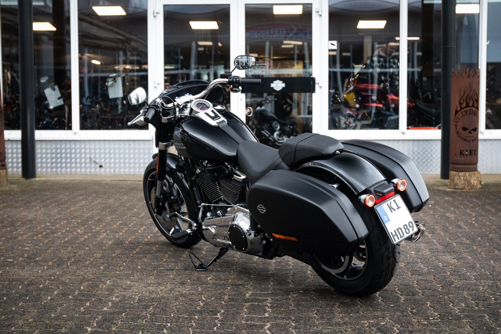 Fahrzeugabbildung Harley-Davidson FLSB SPORT GLIDE 107 ci  MY23 - Sofort Verfügbar