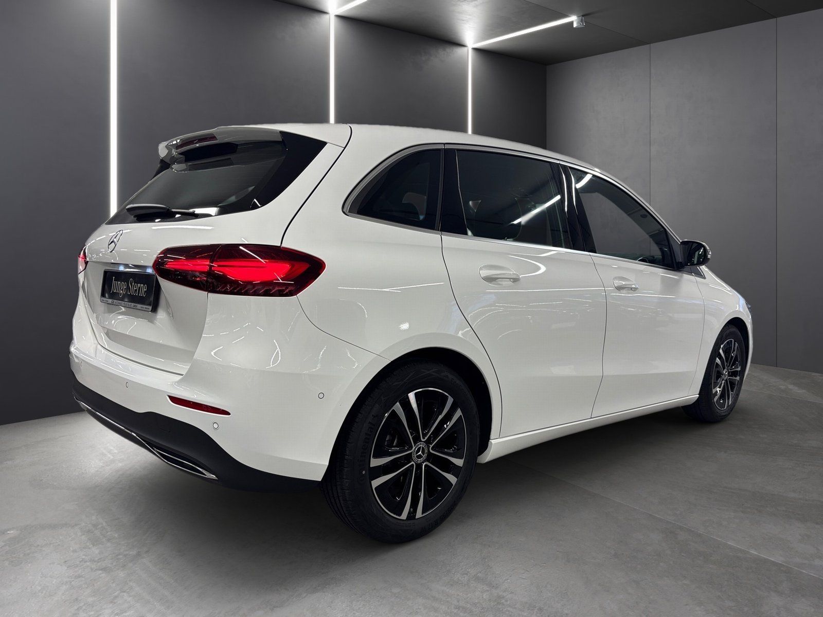 Fahrzeugabbildung Mercedes-Benz B 200 Progressive*AHK*LED*Kamera*EasyPack*Wides*