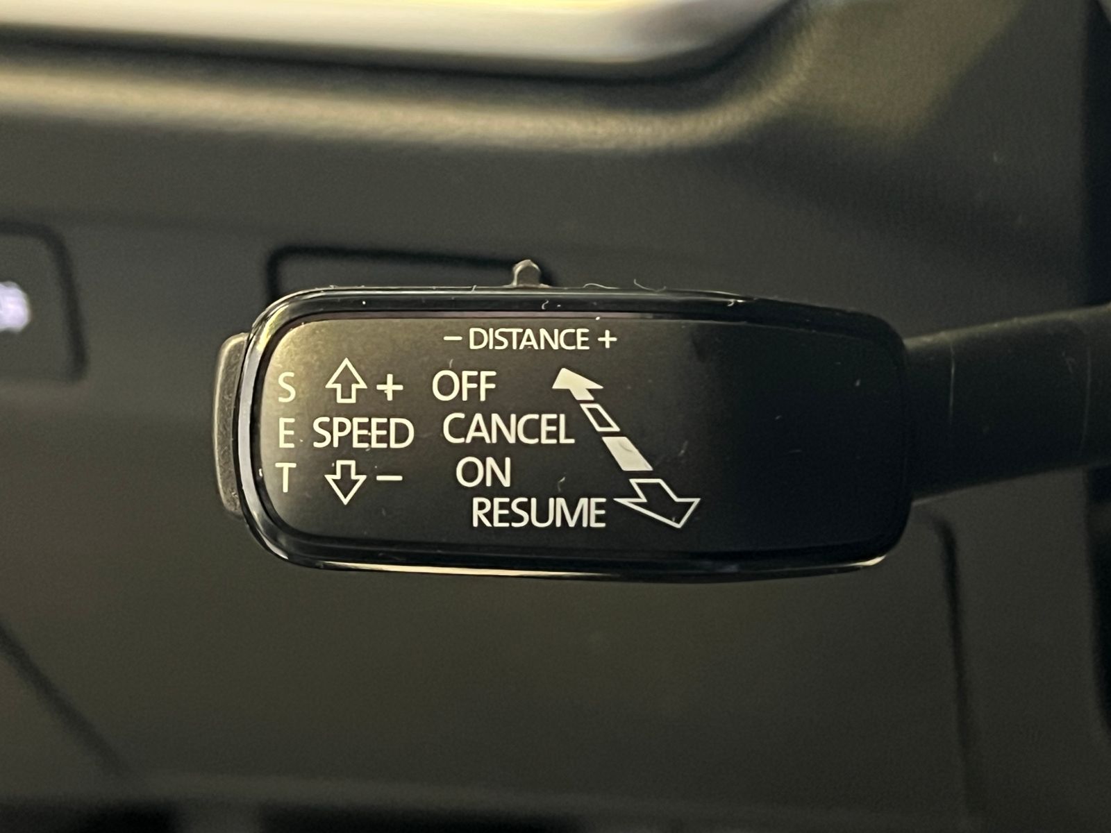 Fahrzeugabbildung SKODA Elroq 85 *AHK,Wärmepumpe,KESSY*