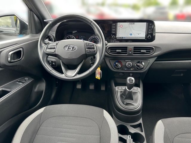 Fahrzeugabbildung Hyundai i10 Connect & Go Navi Apple CarPlay Android Auto