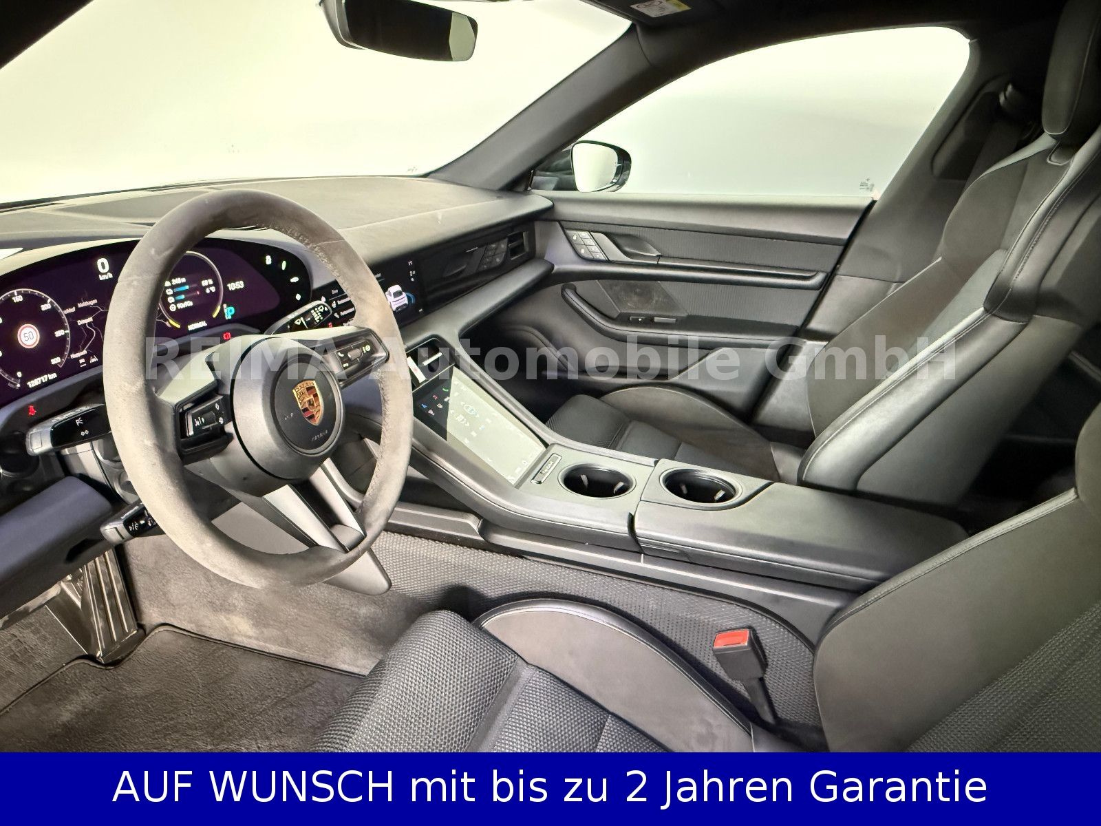 Fahrzeugabbildung Porsche Taycan Cross Turismo 4, Pano, 360°, SOH 90,8 %