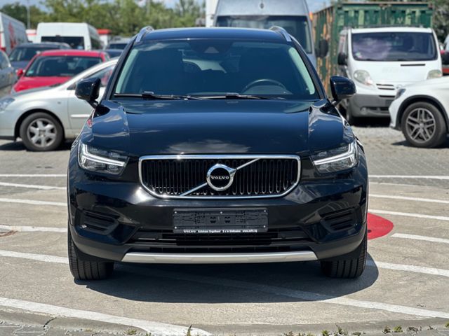 Volvo XC 40 XC40 Momentum 2WD*LEDER*NAVI*XENON*PDC