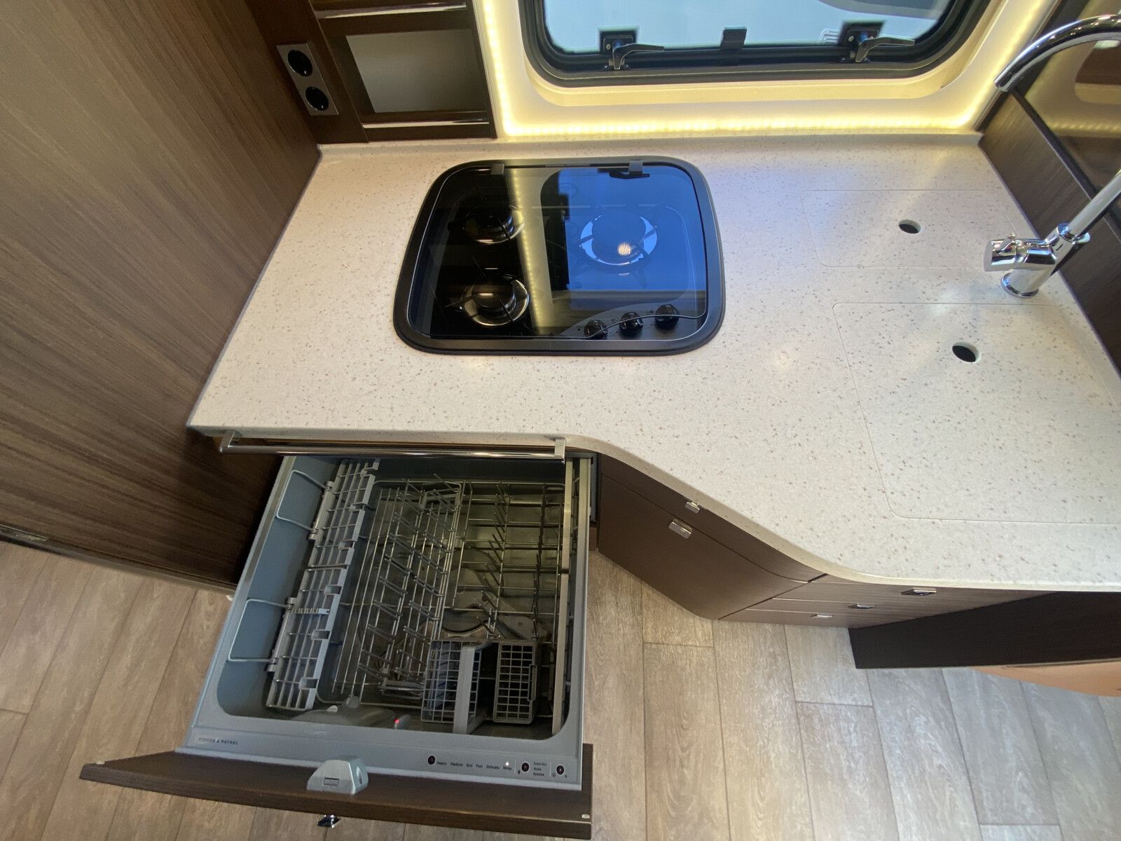 Fahrzeugabbildung Morelo Palace 90 LS Retarder,Spülmaschine,Gastank,AHK