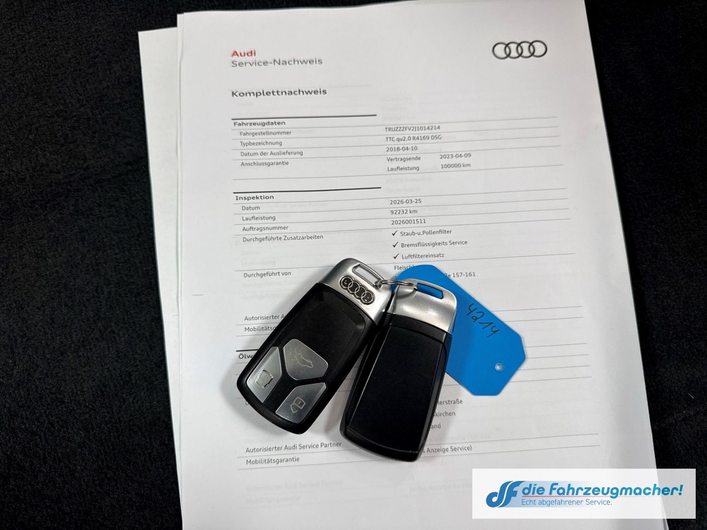 Fahrzeugabbildung Audi TT Coupe 2.0 TFSI quattro S line Sportpaket Lede
