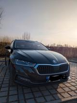 Skoda Octavia 1.4 TSI iV DSG CLEVER COMBI CLEVER