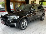 BMW X5 xDrive 30 d |HUD|XENON|PANO|R-CAM|AHK|TEMPO| - BMW X5 mit Diesel-Antrieb