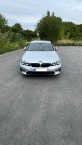 BMW 320d Sport Line Automatic Sport Line - BMW 320 Gebrauchtwagen in Kassel
