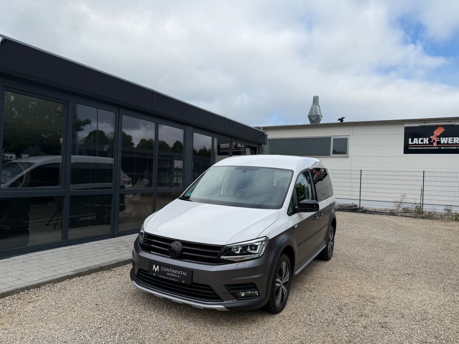 VW Caddy Caddy 2.0 TDI Alltrack 4Motion*DSG*Bi-Xenon*AHK*, Ansicht 2