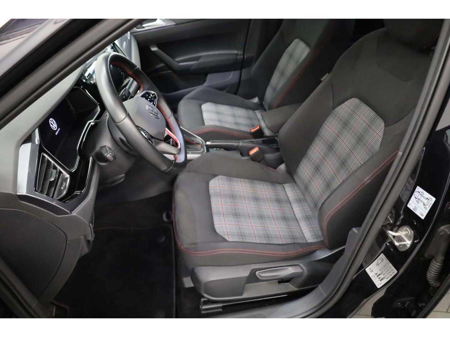 Volkswagen Polo GTI 2.0 TSI DSG NAV/LED/ACC/RFK/18''/Kamera, миниатюра 6
