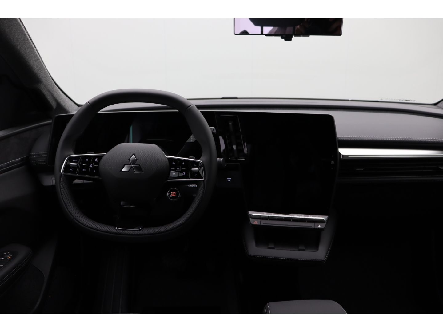 Fahrzeugabbildung Mitsubishi Eclipse Cross Diamant Top 11 KW ACC Totwinkelass