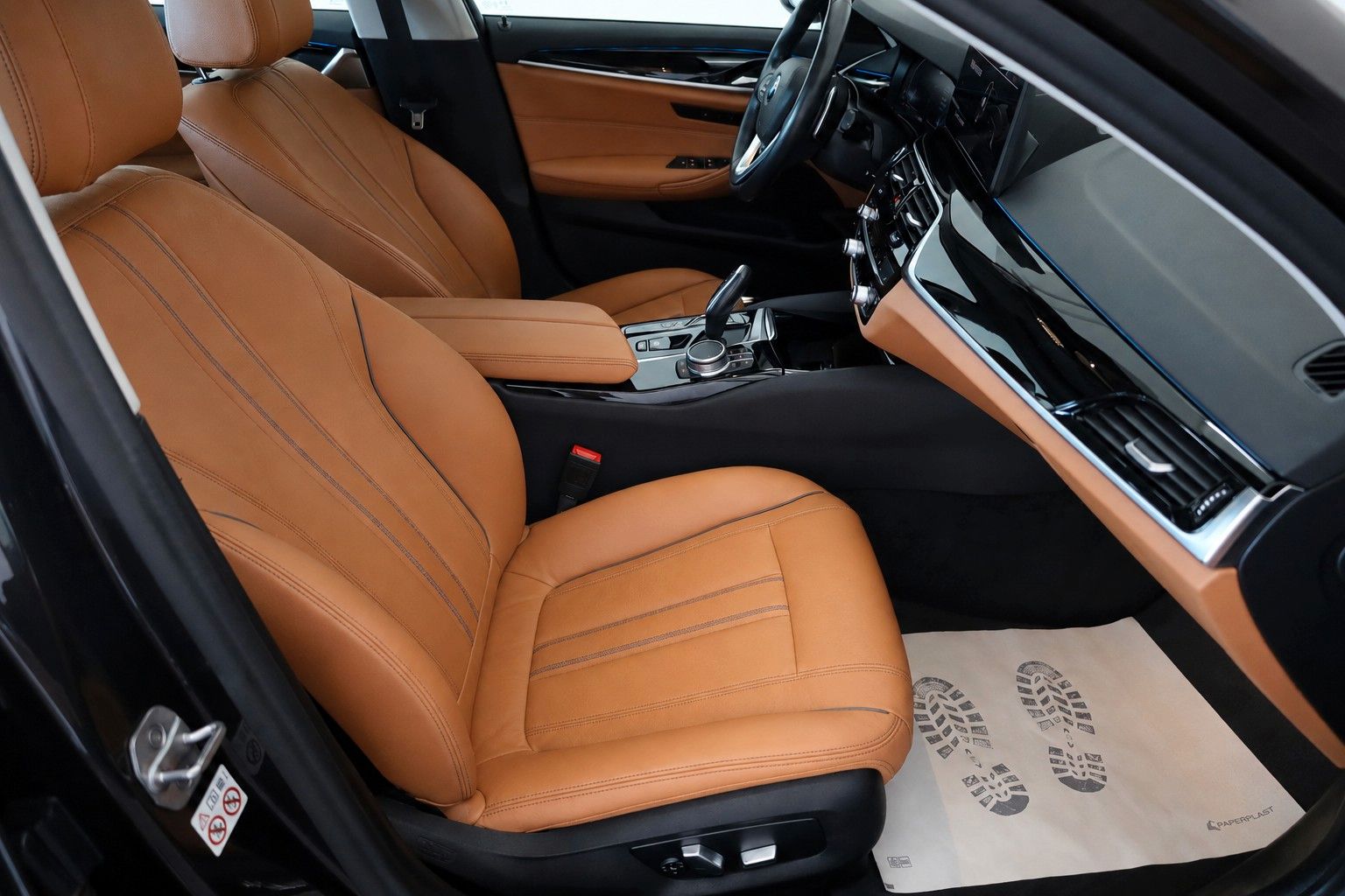 Fahrzeugabbildung BMW 530e xDrive Leder,Navi,LED,HUD,SD,Apple CarPlay,
