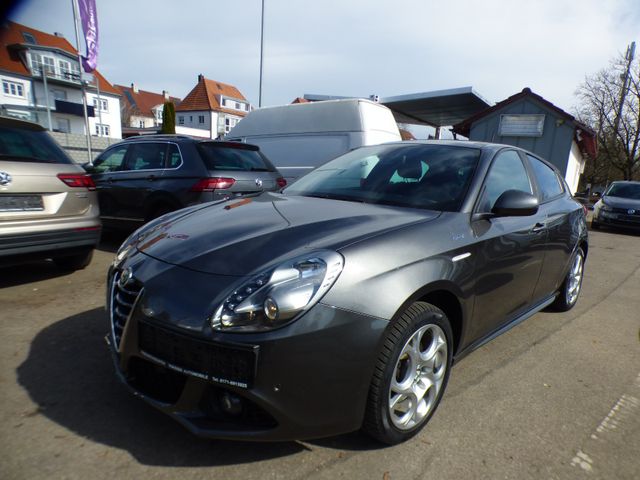 Alfa Romeo Giulietta Sprint*PANO*PDC*8-fach*