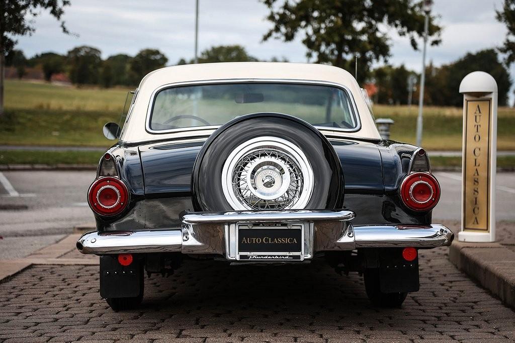 Ford Thunderbird