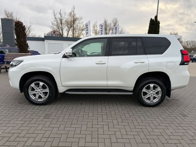 Toyota Land Cruiser Executive Bear-Lock