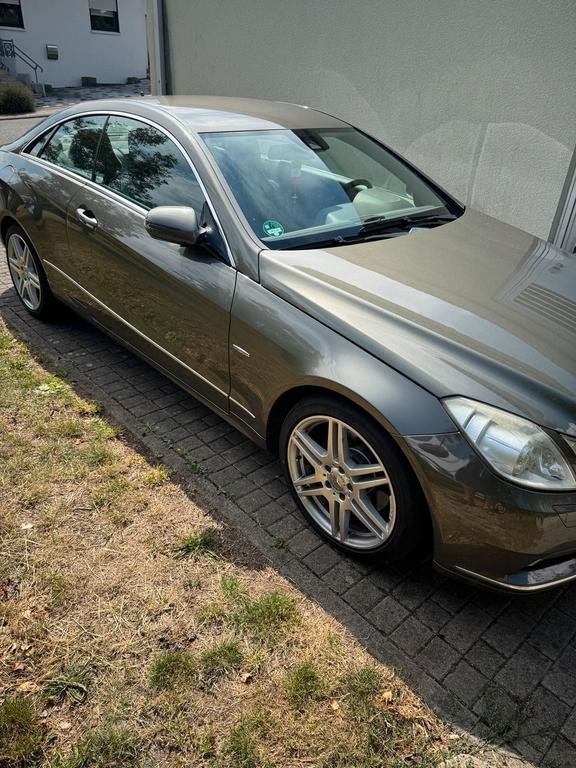 Mercedes-Benz E 350