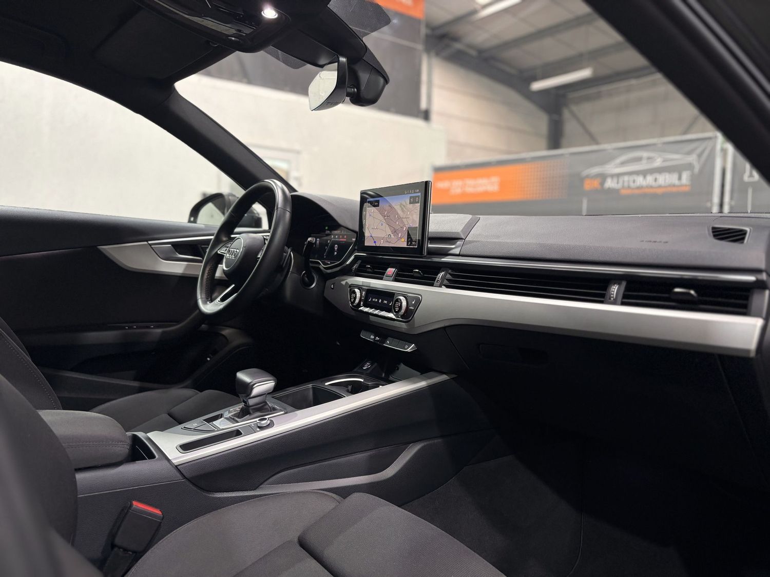 Fahrzeugabbildung Audi A4 35 TDI S line #LED#Digital#Tempomat#AHK#Ambie